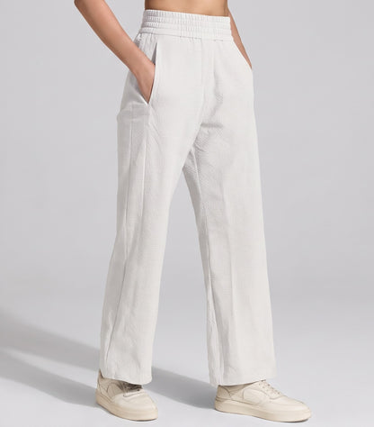 Flexgrid Relaxed Pant - White