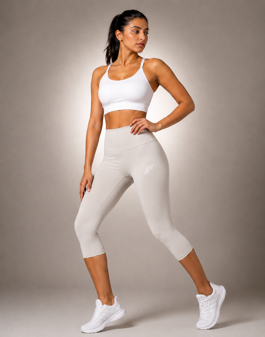 Hybrid 3/4 Capri Leggings - Stone Frost Grey